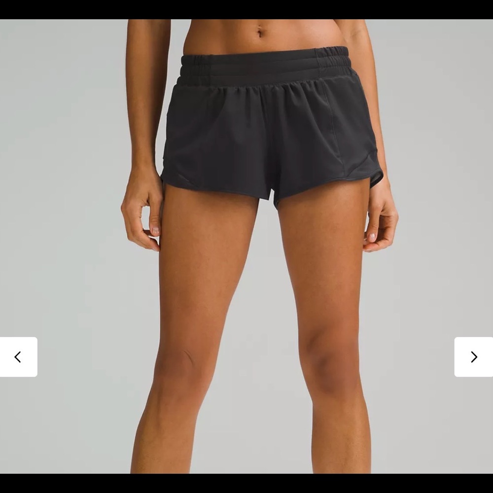 Lululemon Black LowRise Lined 2.5” Hotty Hot Short